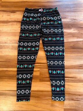 Merry Wear Fair Isle Christmas Leggings Size Large Holiday Snowflakes